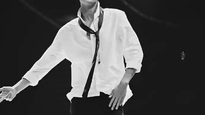 明星的锁骨可以有多欲##肖战