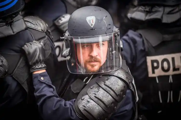 下一个图集 比利时国王,公主亲自上看台助威 左滑进入下一图集