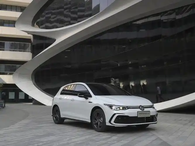 一汽大众第八代高尔夫预售15万元起今年11月上市