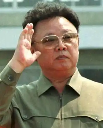 韩媒称金正日父子视察军队 向朝军下达特殊命令