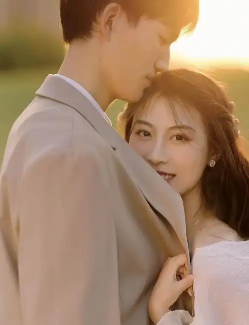 好想紧紧拥抱你的图片