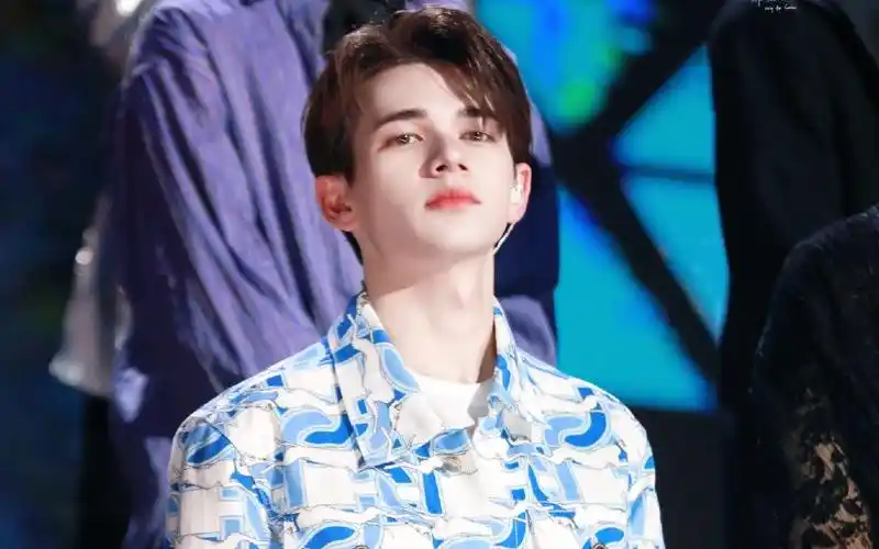 庆怜庆怜caelan 今天的崽真的太好看了