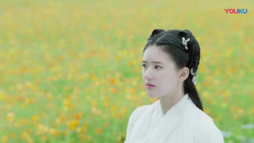 【赵露思】白衣胜雪小春花 |《天雷一部之春花秋月》片段