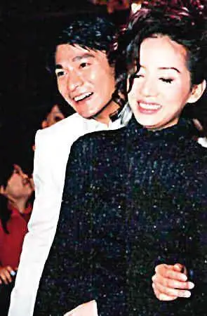 梅艳芳喜欢他,为什么他后来选择了朱丽倩?原来是因为他啊