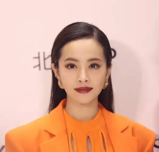 5月11日 14:53   关注  明星 头像 蔡依林 评论 收藏