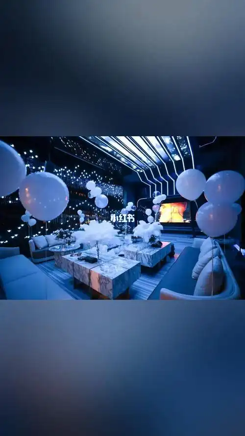 朋友聚会,生日派对,喝酒唱歌.