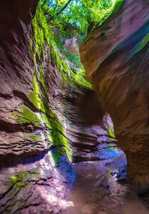 西安之北:壶口瀑布/蛇曲圆湾/丹霞波浪/地缝幻彩四大自然奇观