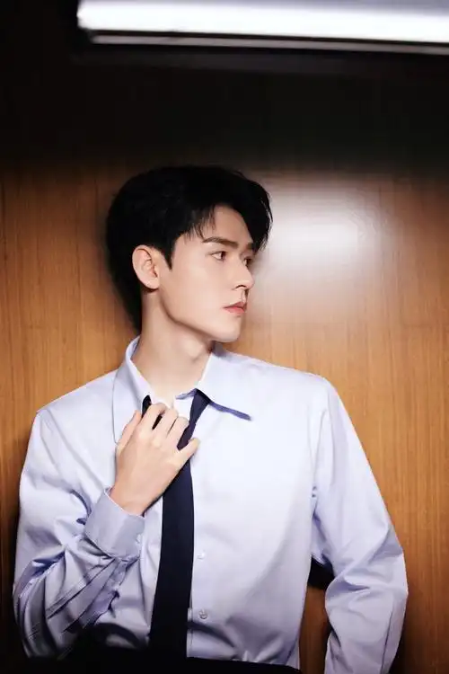 龚俊下周种地吧预告##龚俊泥里跳舞