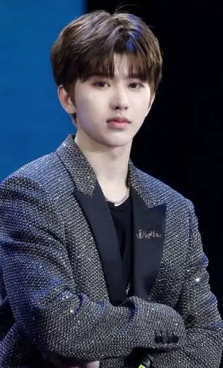 陈建州|萧敬腾|蔡徐坤|范玮琪|新恋情|迪丽热巴_网易订阅