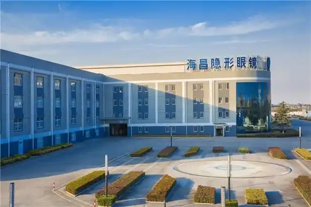 天猫健康探访海昌隐形眼镜品质工厂,带你深度了解"小眼球"背后的中国