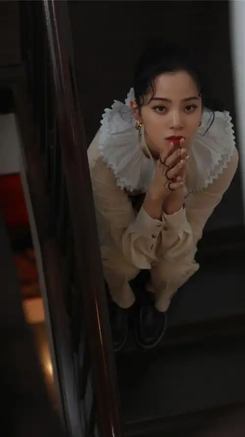 性感美女欧阳娜娜精美手机壁纸唯美图片