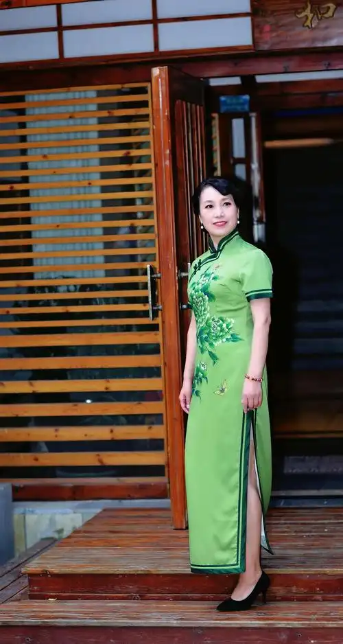 姐妹旗袍秀 - 美篇