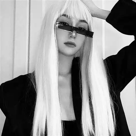 高冷范的女图片头像黑白 女生头像图片大全 -【爱个性】