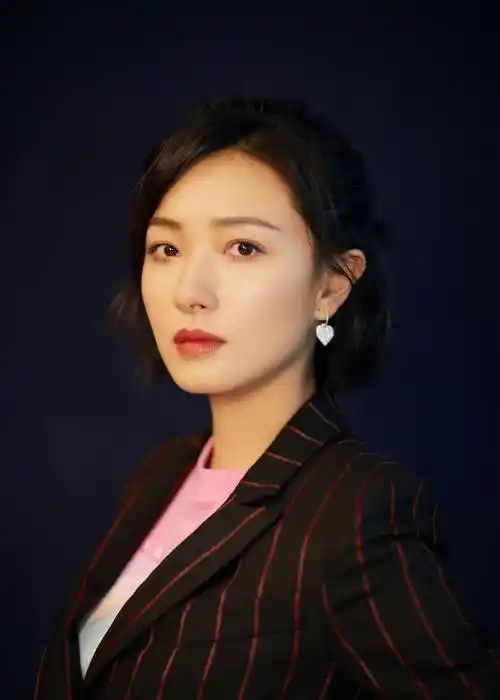 最干净女星!41岁万茜,清纯美丽从不炒作_作品_观众_人们