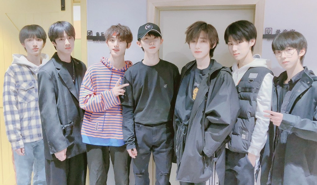 马嘉祺自曝"择偶标准",身高劝退大批女粉,现在补钙还来得及吗