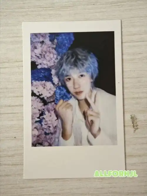 贺峻霖蓝发拍立得##贺峻霖富贵生日写真