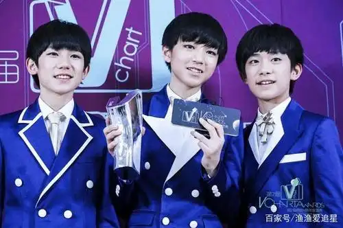 tfboys第一次获奖照片