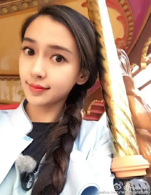 杨颖晒出7张自拍照,原来素颜的杨颖这么养眼!