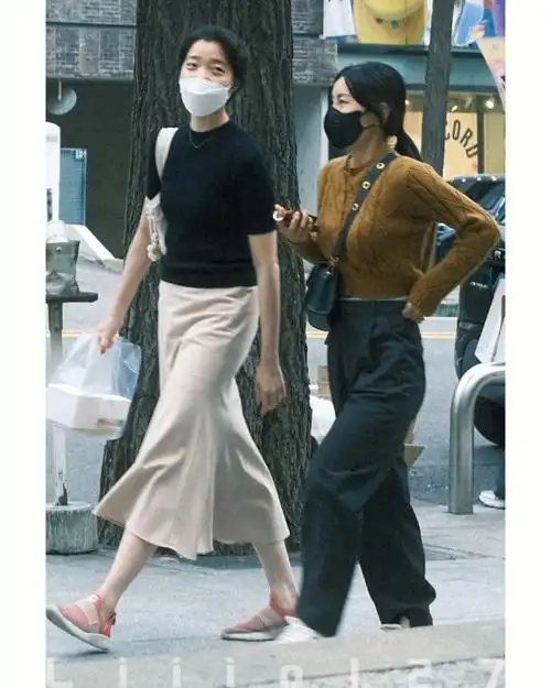 首尔街拍韩国早秋出街穿搭大赏part154