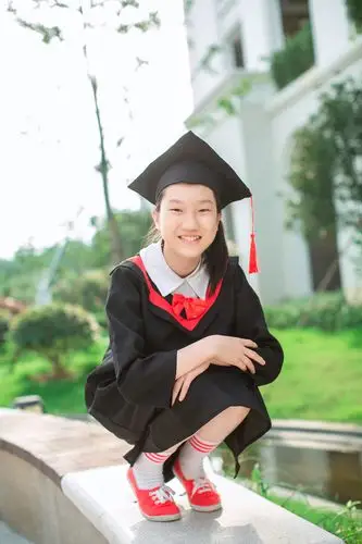 学院路小学毕业照——个人写真照