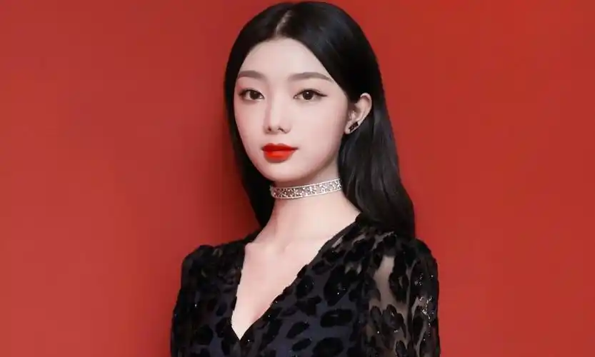 李紫婷会偷粉丝的哪些图?