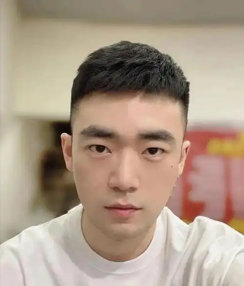 锅盖头后面怎么剪好看,锅盖头剪短了不可以扎