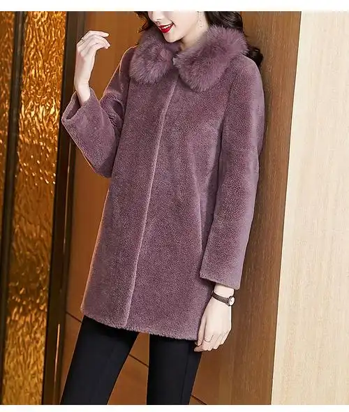 流行皮草中老年女装秋冬外套大码女装皮毛一体2021年新款女潮豆沙色m