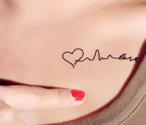 心形纹身图案除了简单的,那就两个~如果不够,就足够表达爱意了,简单的