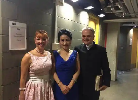 致公党员著名女高音歌唱家吴艳彧教授应邀参加中国音乐教育艺术团国际