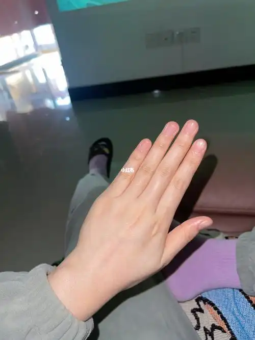 男人手变细腻了