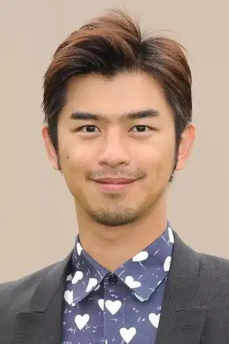 发型万万没想到留好鬓角相当于自带修容