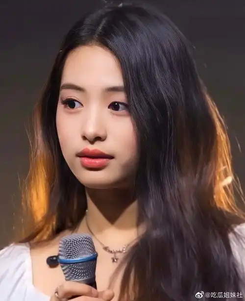 yg新女团babymonster正式出道……_高清图集_新浪网