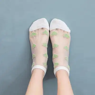 袜子女玻璃丝水晶短袜夏季超薄款镂空ins潮网红街头日系网纱可爱