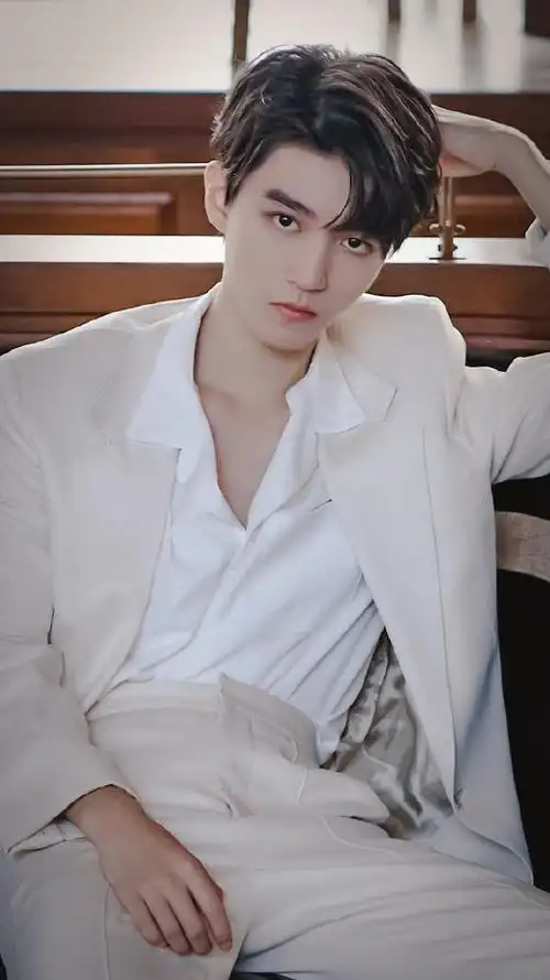 吗今天的这些图你不要错过哦@tfboys-王俊凯beautiful-tfboys-王俊凯