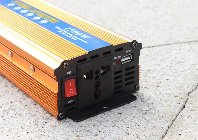 科迈尔1500w1000w车载逆变器12v24v转220v电源转换器汽车应急电源