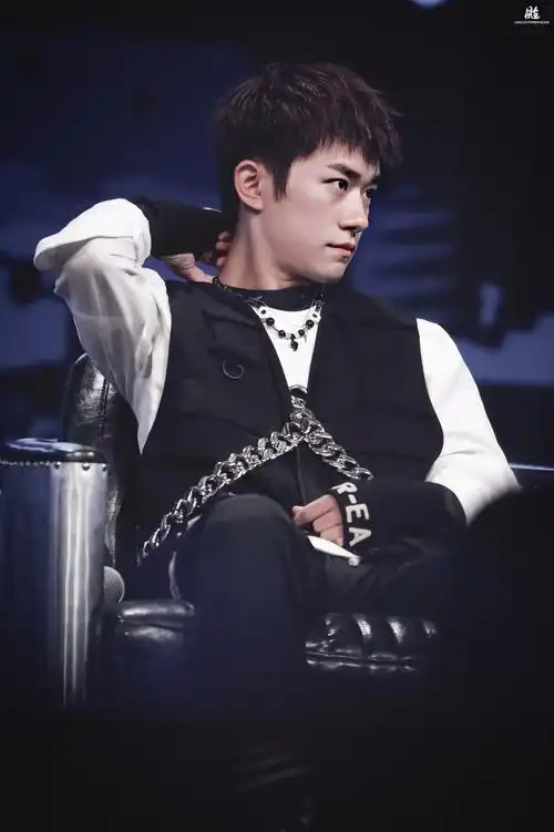 易烊千玺这就是街舞第三季决赛