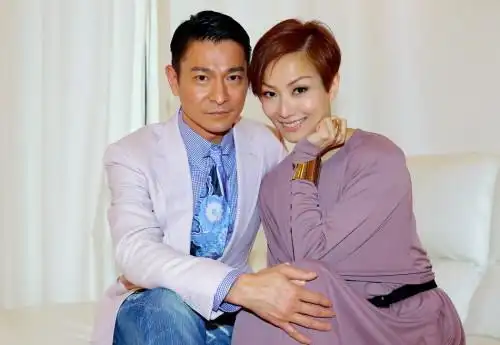 [电影]《盲探》刘德华郑秀文:我们默契如夫妻