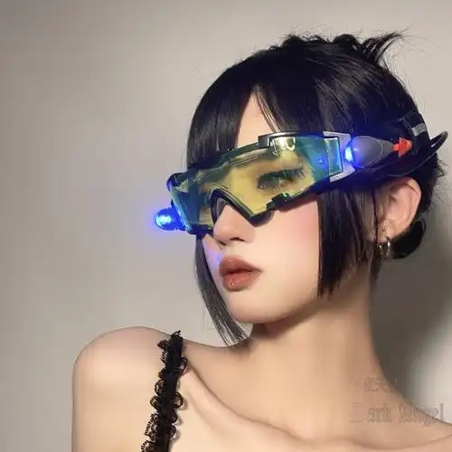 未来科技眼镜科幻网红发光墨镜蹦迪jk拍照太阳眼镜