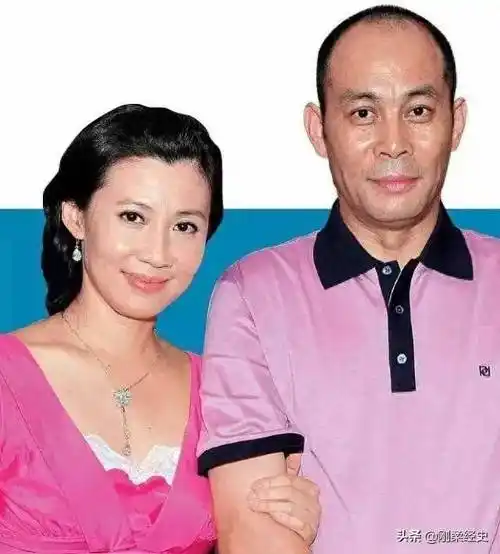 陪你看细水长流,盘点娱乐圈中的老夫老妻_张家辉_关咏荷_郭蔼明