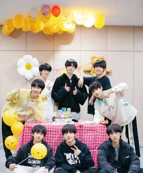 第三代tfboys正在努力组团,他们真的能组成一个群体吗?
