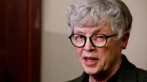 州立大学校长请辞美国英厄姆县(ingham county)巡回法院法官rosemarie