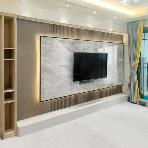 现代简约大理石电视背景墙岩板轻瓷砖轻奢客厅悬空实木格栅影视墙