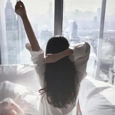 长发 女头 背影