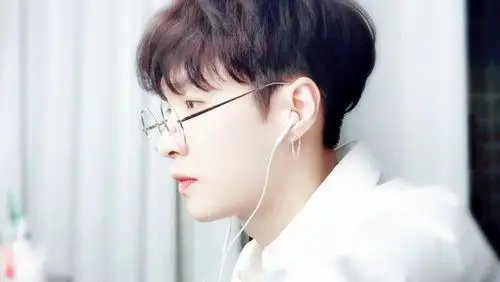 来自掉进张艺兴的酒窝里不出来 - 微博