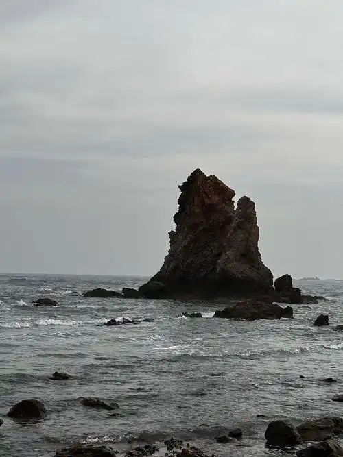 ⛱️没有老人的石老人