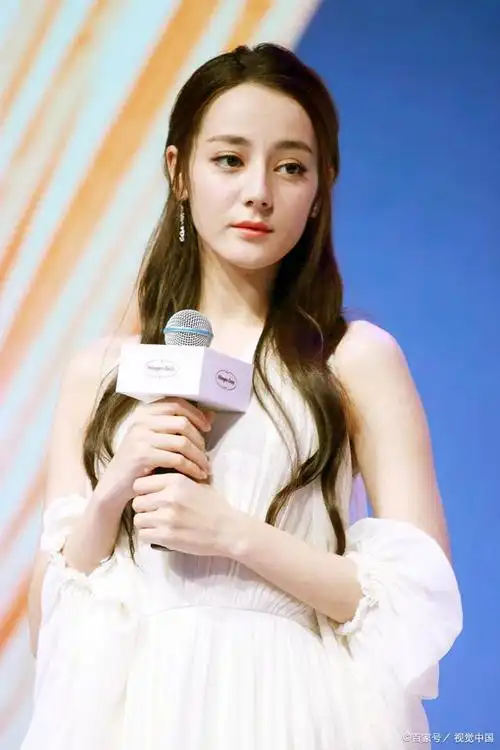 美得我魂都丢了!31岁迪丽热巴,美得颠倒众生!