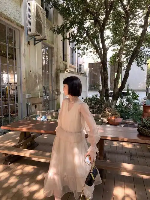 仙气超仙森系宽松气质长袖纱裙连衣裙设计感小众收腰显瘦2020年新