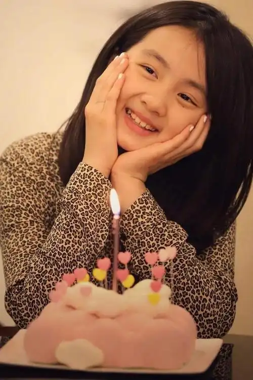 黄磊女儿黄忆慈被同学爆料:本人没照片漂亮,每天郁郁寡欢