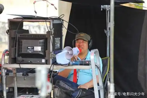 导演周勇在片场