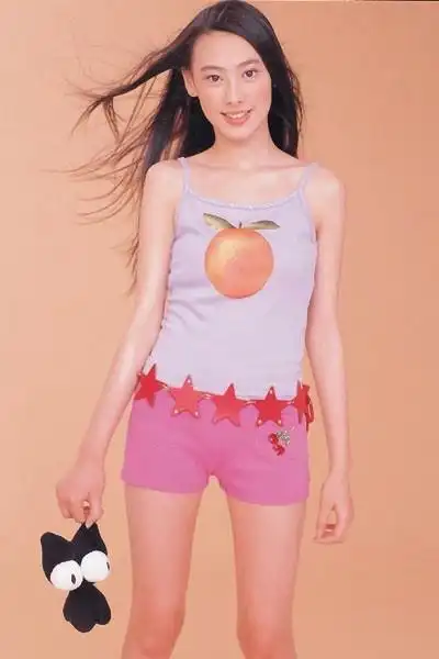 豪门弃妇梁洛施隐藏12年身世揭秘与李泽楷的感情始末